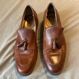 GH Bass Tassle Loafer Tan Size 13 - Heel Damage